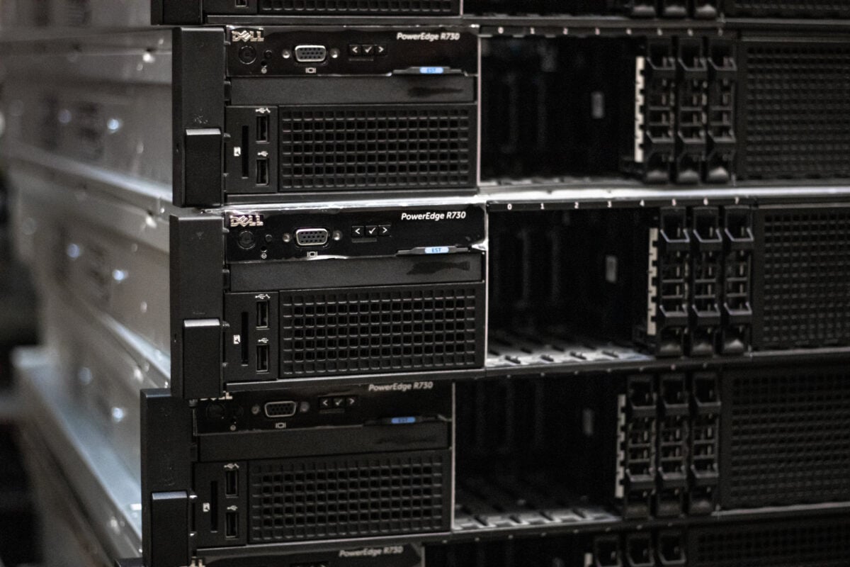 How to Replace Motherboard and change Service Tag on Dell R-series 13th generation and older